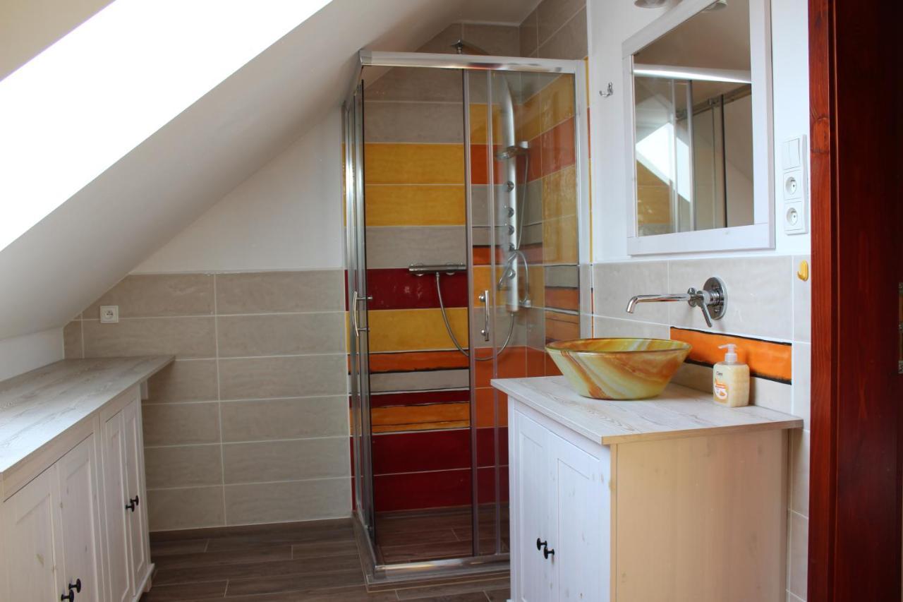 Apartamento Dreveny Andel Lodherov Exterior foto